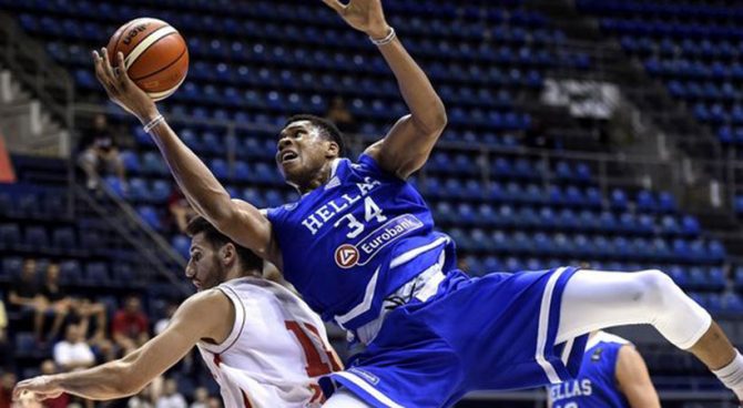 Αντετοκούνμπο: “Στην Εθνική για άλλα 15 χρόνια”