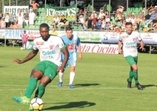 Χατ-τρικ ο Σισέ με την Ιβερντόν