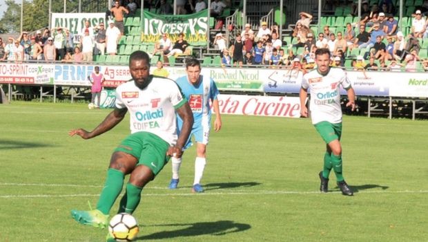 Χατ-τρικ ο Σισέ με την Ιβερντόν