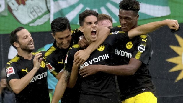 Πάρτι Ντόρτμουντ κόντρα στη Βόλφσμπουργκ