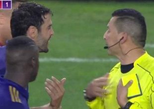 Έκανε πλάκα ο Κακά με πρώην συμπαίκτη του και… αποβλήθηκε!