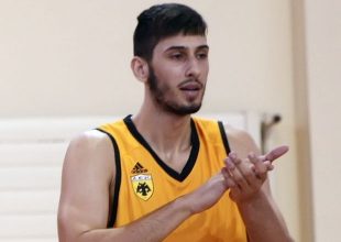 Καμπερίδης: «Καλή αρχή, ΑΕΚ» (PIC)