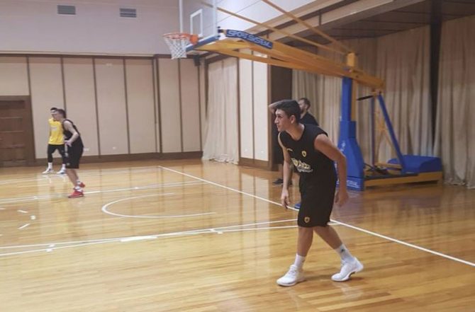 Η πρώτη προπόνηση της ΑΕΚ με Λαρεντζάκη (PHOTOS)