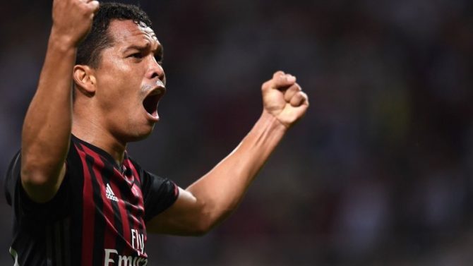 Σε διαπραγματεύσεις με την Βιγιαρεάλ για τον Μπάκα η Μίλαν