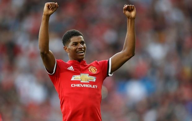 Συνεχίζει ακάθεκτη η Μάντσεστερ Γιουνάιτεντ