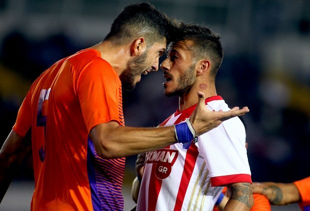 Αλλαγή μέσα σε πέντε λεπτά ο εκνευρισμένος Φιγκέιρας!