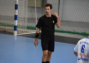 Ζαμπούνης στο AEK1924: «Η ομάδα ανταποκρίνεται καλά» (VIDEO)