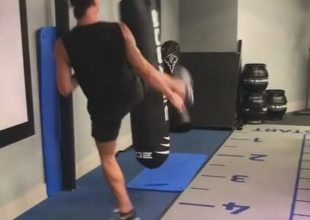 O Zλάταν κλωτσάει τον σάκο και δείχνει πανέτοιμος