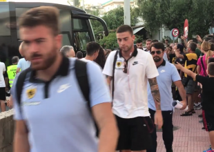 Η άφιξη της ΑΕΚ στο Περιστέρι
