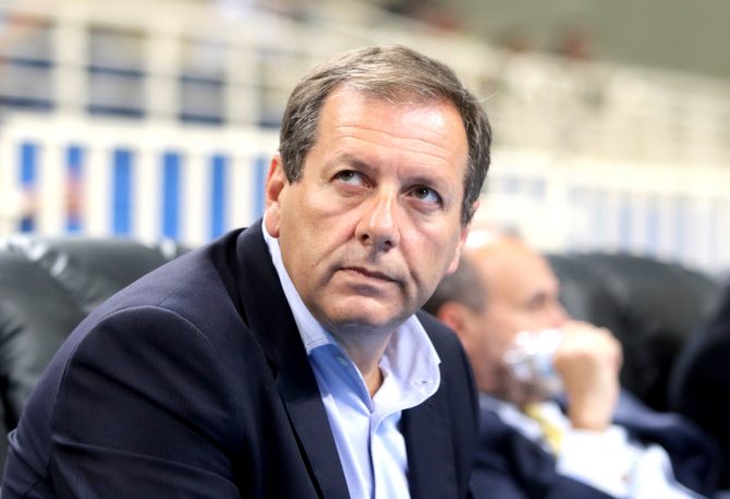 Η «παράγκα Νο 1» και το… δίπολο των «εγωιστών» που θα «σπάσει»