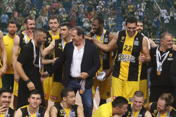 Στόχος: Η είσοδος στο χρηματιστήριο