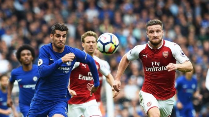 Σταμάτησε την Τσέλσι και… δούλεψε για το Μάντσεστερ η Άρσεναλ