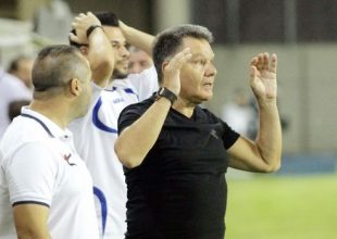 Ο Κούγιας έφτυσε τον Ελ Καντουρί που “τρελάθηκε”