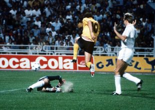 Όταν η Ρεάλ προσκύνησε τη Βασίλισσα ΑΕΚ! (vids)