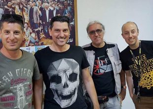 Η συγκινητική κίνηση των «πιστών» της Βασίλισσας