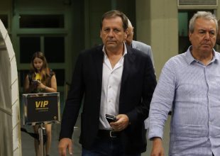 Τα είπε με Μανωλόπουλο ο Αγγελόπουλος