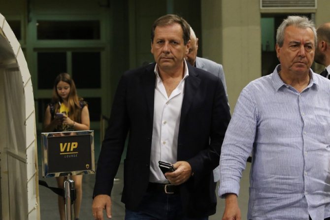 Τα είπε με Μανωλόπουλο ο Αγγελόπουλος