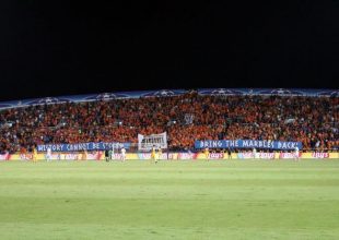 Ο παρατηρητής της UEFA συμφώνησε με το περιεχόμενο του πανό για τα μάρμαρα!