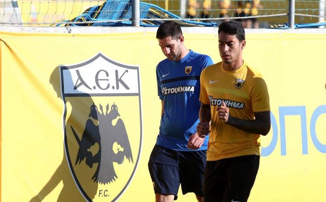 Χαλαρά ο Αραούχο, ατομικό για δύο