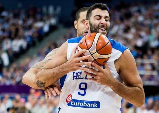 Μπουρούσης: “Σαν να μην υπάρχω μέσα στο γήπεδο”