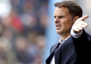 H Κρίσταλ Πάλας απέλυσε τον Ντε Μπουρ