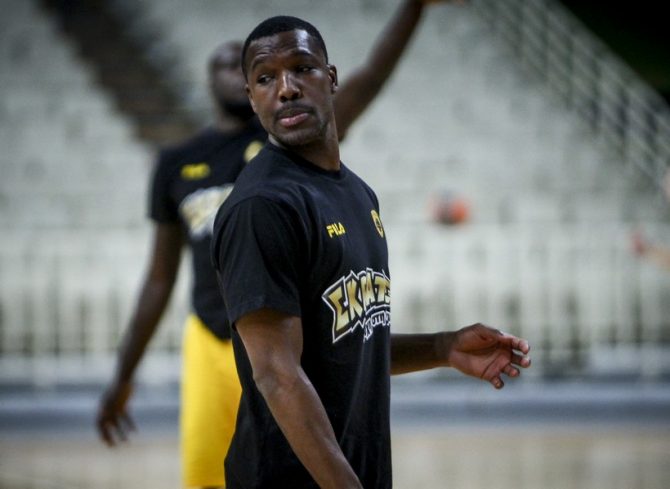 Η απουσία και τα χαμόγελα! Η απουσία και τα χαμόγελα!