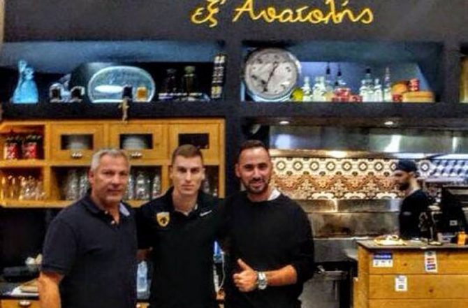 Στη Φιλαδέλφεια για σουβλάκια ο Βράνιες (ΦΩΤΟ)