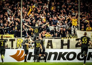 Ακόμα ένα ORIGINAL πάρτι στο πέταλο! (VIDEO)