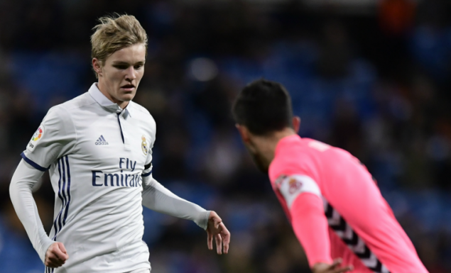 Νέο συμβόλαιο στο «παιδί-θαύμα» η Ρεάλ Νέο συμβόλαιο στο «παιδί-θαύμα» η Ρεάλ