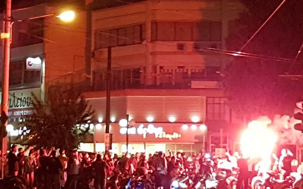 «Κάηκε» η Νέα Φιλαδέλφεια! (VIDEO) «Κάηκε» η Νέα Φιλαδέλφεια! (VIDEO)