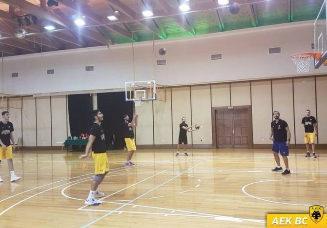 Οι νέοι στο Καρπενήσι κάνουν δουλειά (pics + vid)