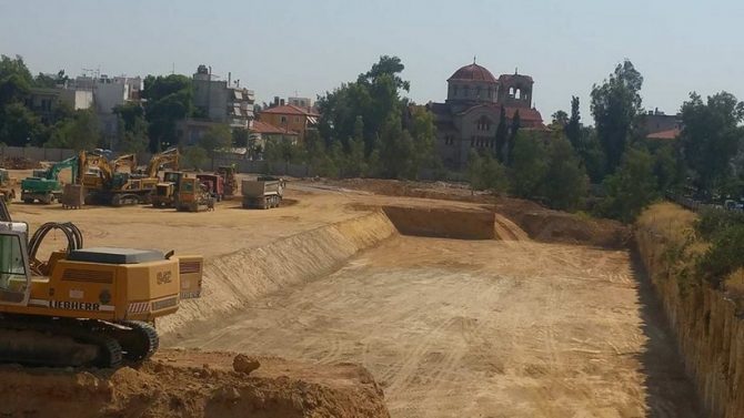 Ασταμάτητες οι εργασίες υπό… επίβλεψη (pics + vids)