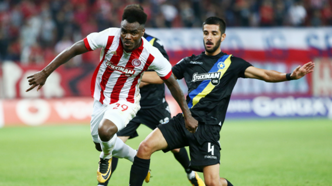 Πασαλίδης: “Πιο πλήρης ο Ολυμπιακός, θα νικήσει την ΑΕΚ”