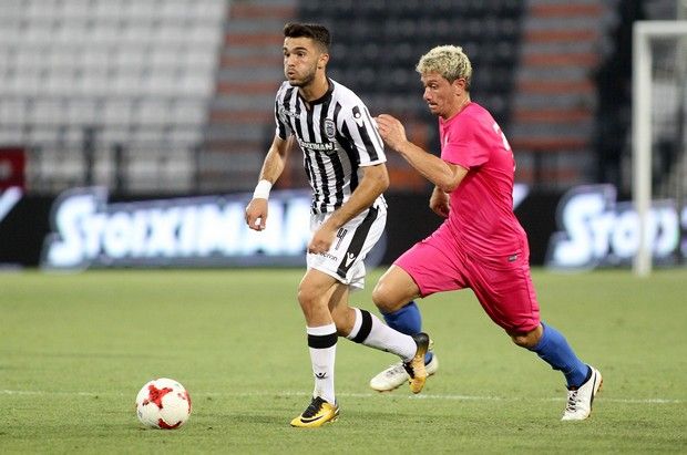 Πίτι: «Ανώτερη η ΑΕΚ, μου αρέσει ο Χιμένεθ» Πίτι: «Ανώτερη η ΑΕΚ, μου αρέσει ο Χιμένεθ»