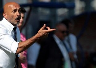 “Ψάρωσε” ρεπόρτερ σε συνέντευξη Τύπου ο Σπαλέτι!