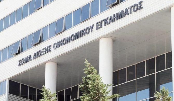 ΒΟΜΒΑ: Ντου ΣΔΟΕ-εισαγγελέων σε σπίτια & γραφεία στην Ελλάδα για τα «βρόμικα» τηλεοπτικά δικαιώματα