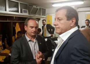 Στα αποδυτήρια ο Αγγελόπουλος (ΦΩΤΟ)