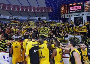 Δώσε μου χρόνια να μου τα παίρνει η ΑΕΚ