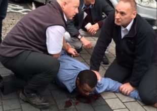 Συναγερμός στο Λονδίνο: Αυτοκίνητο παρέσυρε πεζούς στο Μουσείο Φυσικής Ιστορίας