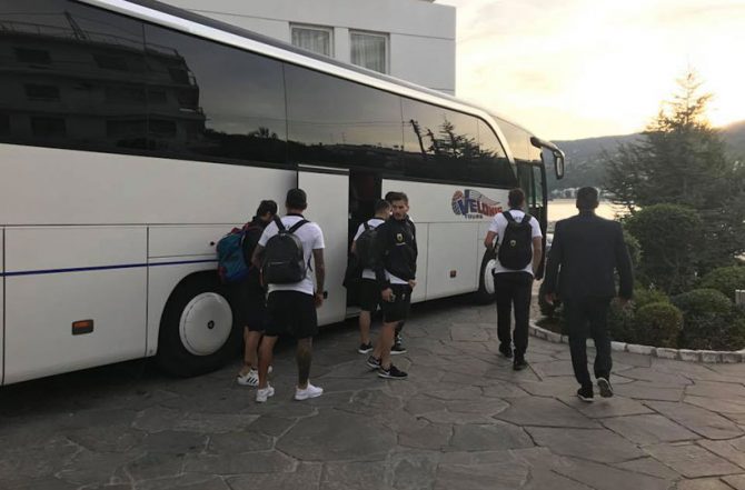 Η αναχώρηση της ΑΕΚ για το γήπεδο (ΦΩΤΟ)