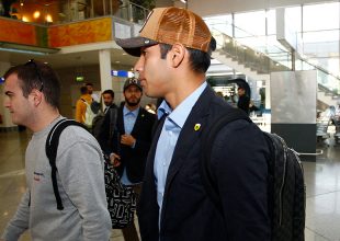 Η άφιξη της ΑΕΚ στο αεροδρόμιο (vid)