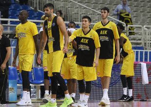 ΑΕΚ-Μπανβιτ 70-74