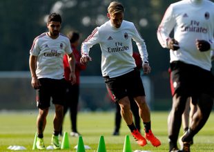 Κατάσκοπος της ΑΕΚ στο «Σαν Σίρο»