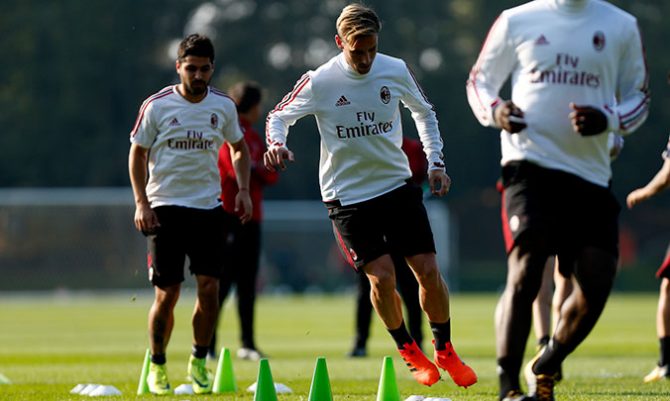 Κατάσκοπος της ΑΕΚ στο «Σαν Σίρο»