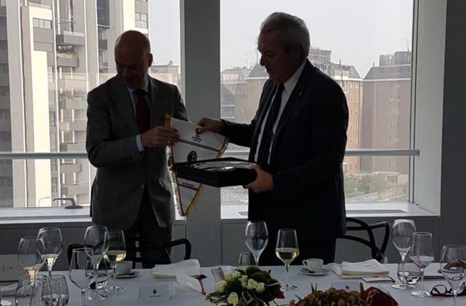 Άψογη η φιλοξενία της Μίλαν (ΦΩΤΟ)