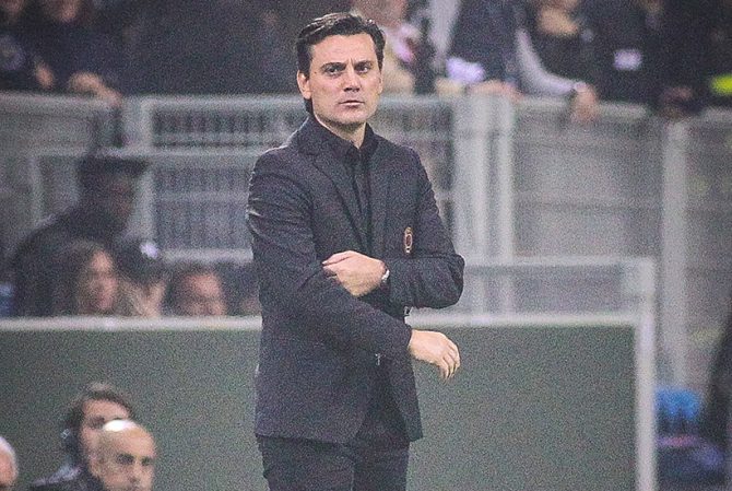 «Ο Μοντέλα παίζει το κεφάλι του με την ΑΕΚ»