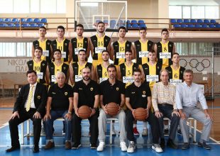 Αγιασμός και φωτογράφιση για την ΑΕΚ