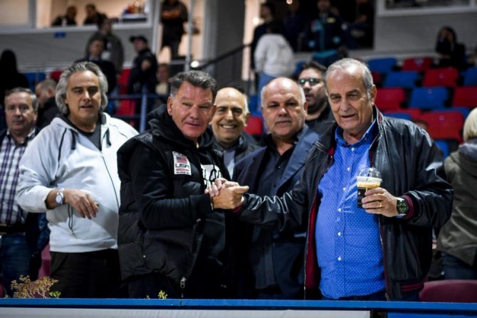 Χαίρε κόμπλεξ αμέτρητο!