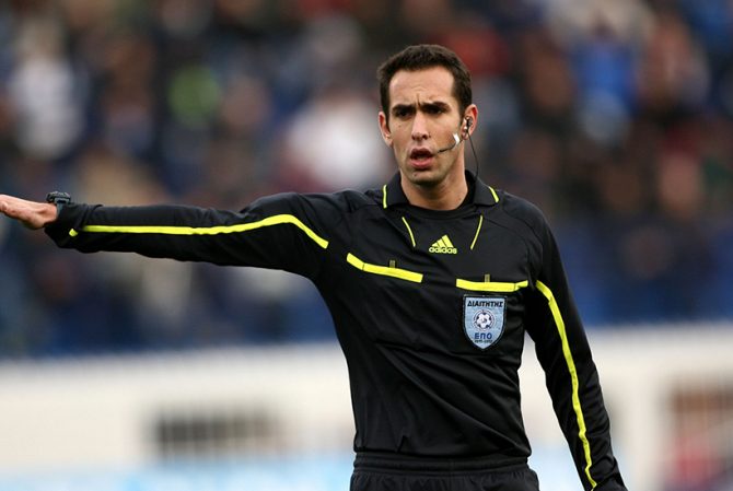 Ο Παπαπέτρου στο ντέρμπι Παναθηναϊκός-Ολυμπιακός