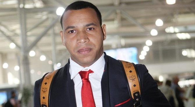 «Ο Θεός βλέπει, άλλοι δεν βλέπουν» «Ο Θεός βλέπει, άλλοι δεν βλέπουν»